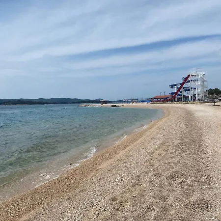 Olive Mobile Home Biograd Na Moru Exterior photo