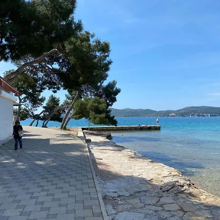 Olive Mobile Home Biograd Na Moru Exterior photo